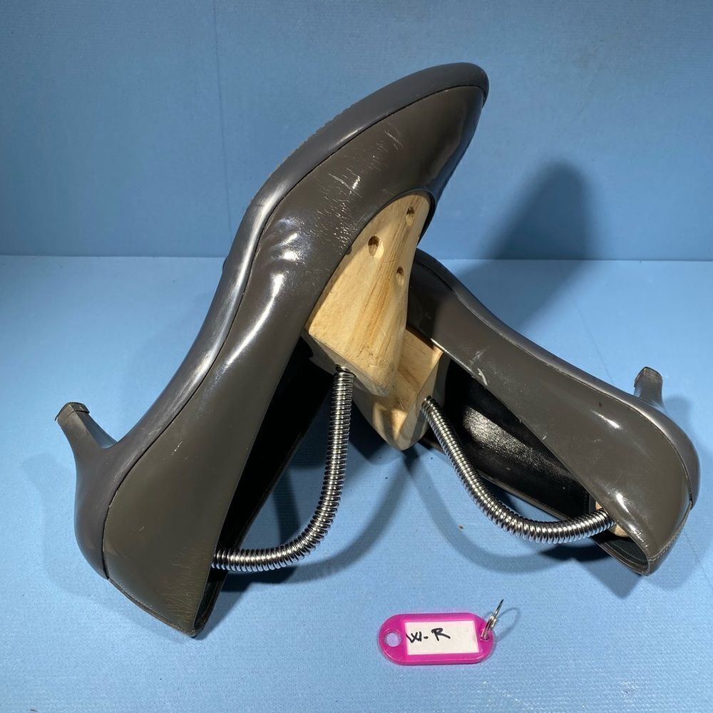 Women's shoes HOGAN 9 (EU 39,5) Gray patent leather